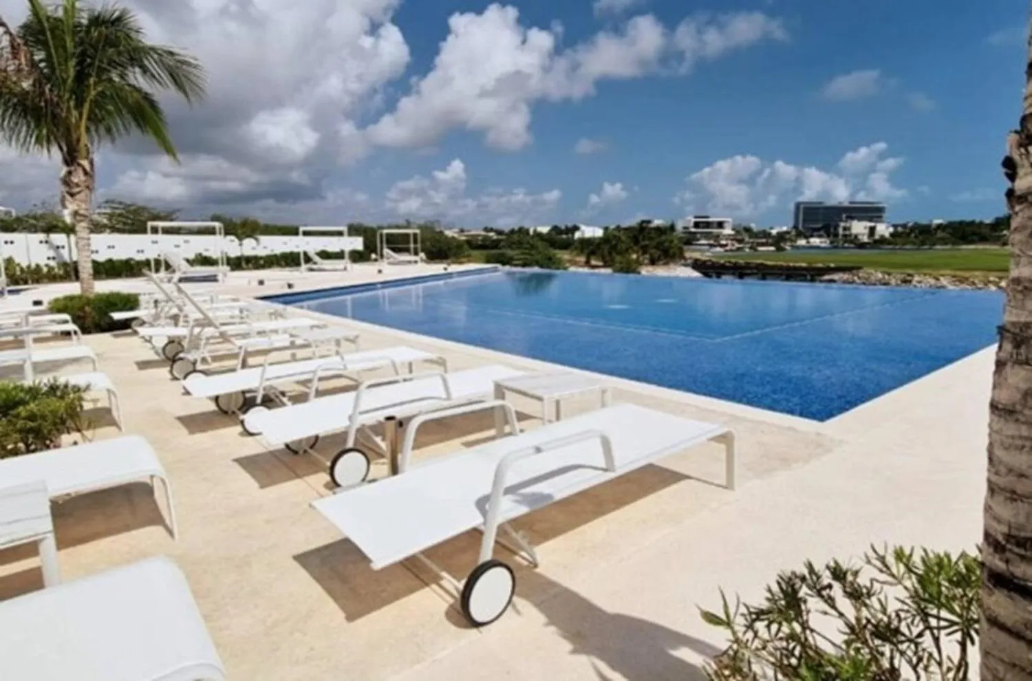 Marea Puerto Cancun, Lujo Comodidad Y Una Vista Espectacular